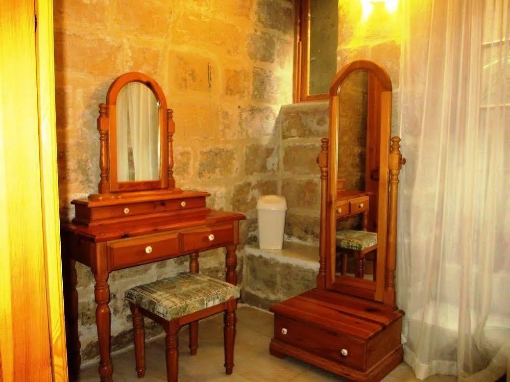Charming Flat Near The Sea Apartment Sliema