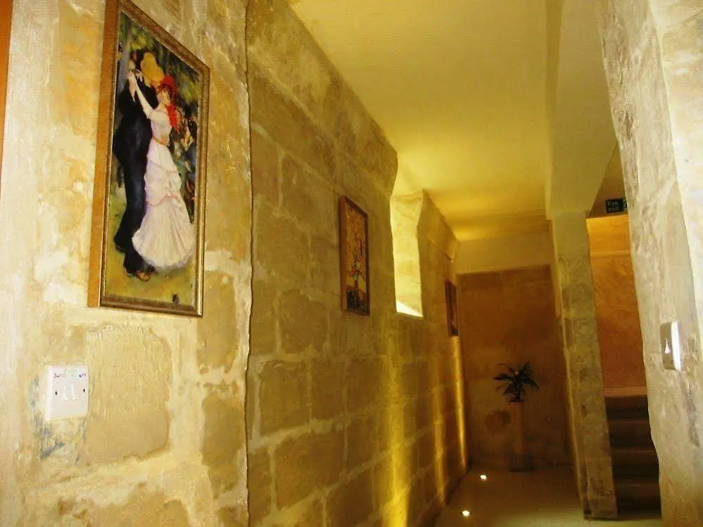 Charming Flat Near The Sea Apartment Sliema